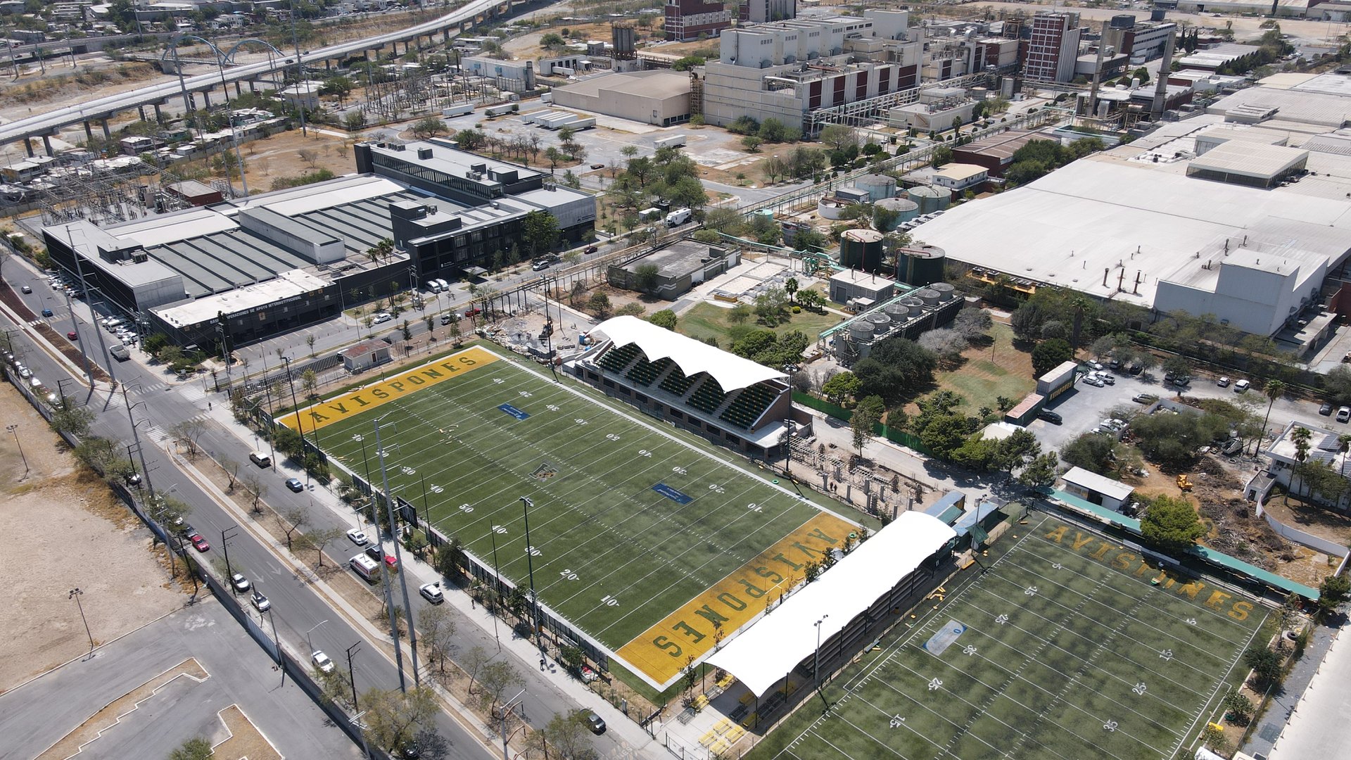 Instalación deportiva con gradas — Puebla, PUE